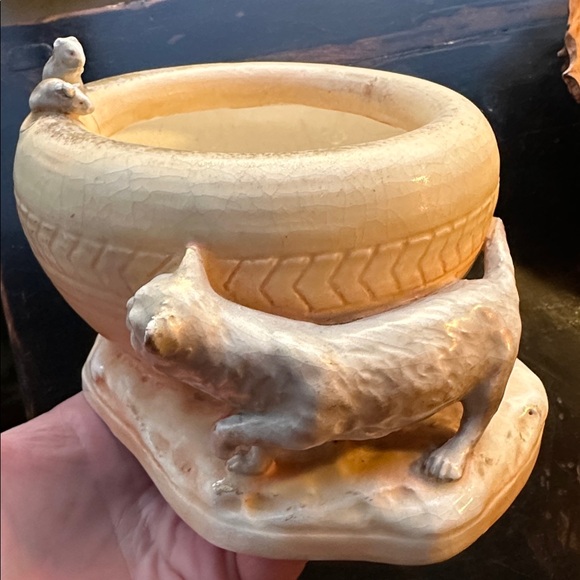 Amphora Vase with Cat  & Mice. Antique pottery home decor. Rare collectible EUC - Picture 2 of 16